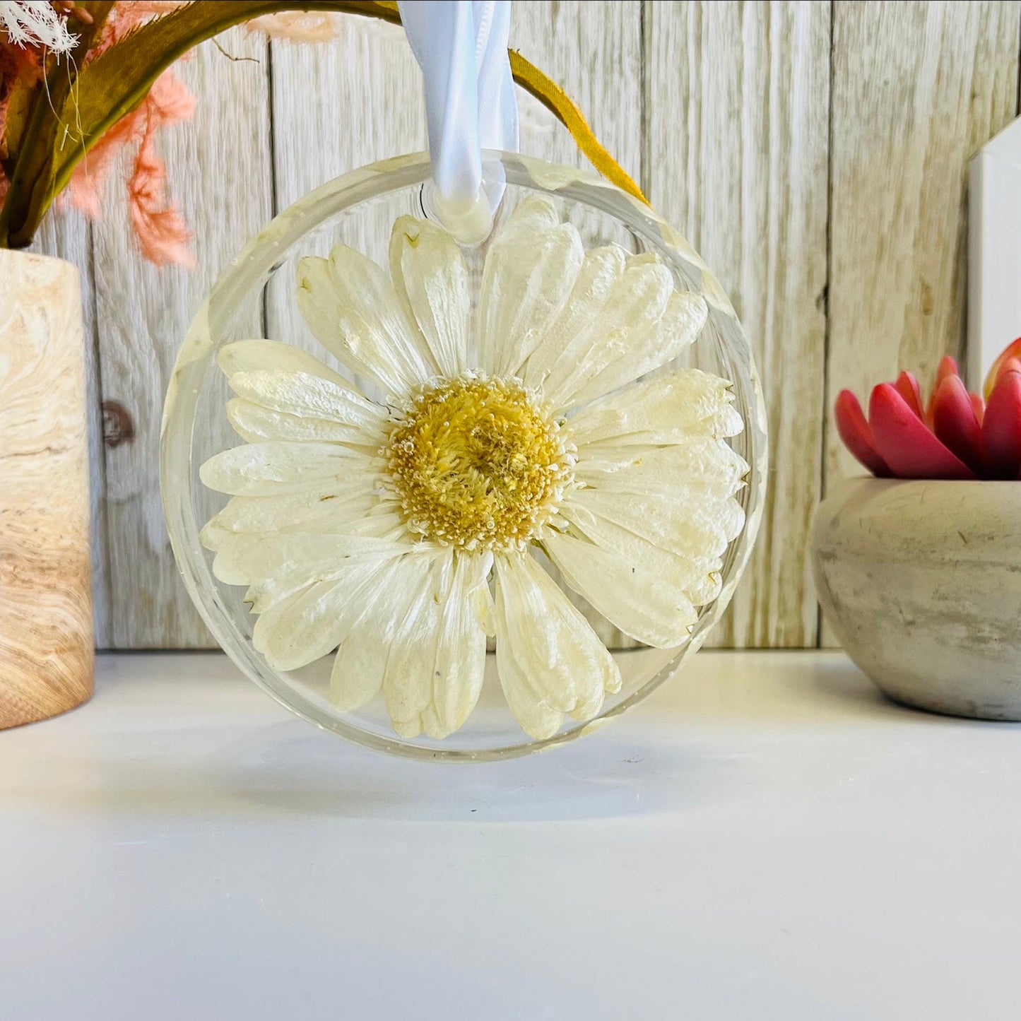 RESIN FLOWER PRESERVATION ORNAMENT SET